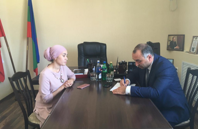 Министр провел выездной прием граждан