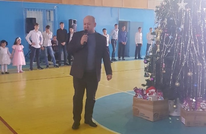 Новогодний праздник для воспитанников центра "Надежда"