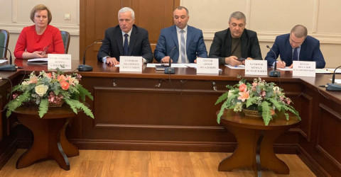 Совещание на тему "О вводе в эксплуатацию информационных систем Министерства труда и социального развития Карачаево-Черкесской Республики"